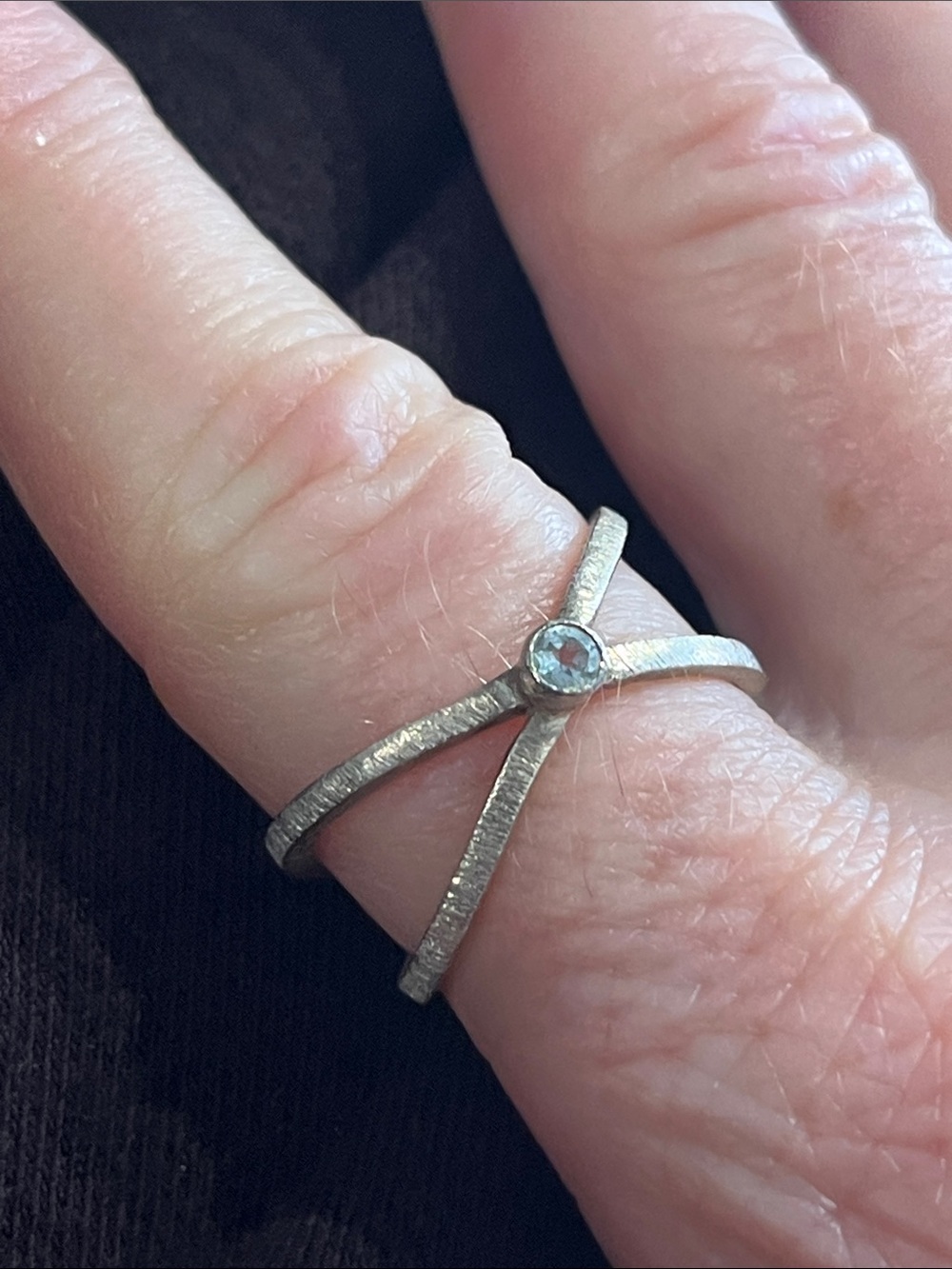 Sterling Silver X-Design Ring with Clear Stone - Women Jewelry Sz 9